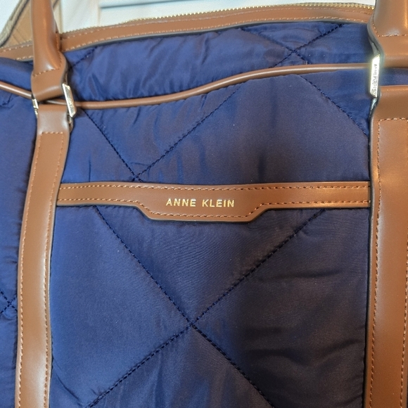 ANNE KLEIN Navy Quilted Weekender Bag Brown Faux Leather Dual Compartment 20x14 - Picture 2 of 13